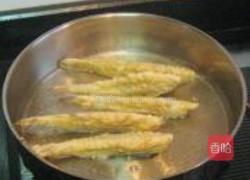 油炸尖梭鱼的做法图解6