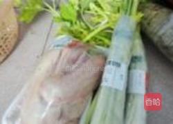 香芹焖鸭子的做法图解1