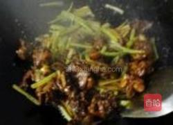 香芹焖鸭子的做法图解6