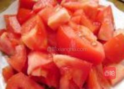 西红柿炒鸡蛋的做法图解1