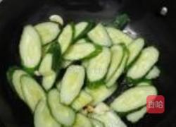 紫苏煎黄瓜的做法图解5