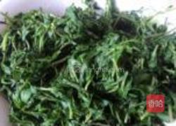 花生碎拌山菜的做法图解3