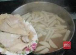 平菇萝卜汤的做法图解4