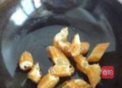 老油条炒丝瓜的做法图解4