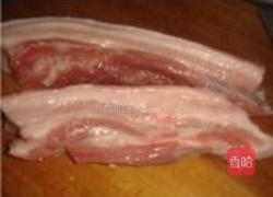 香干小炒肉的做法图解1