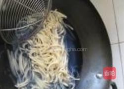 紫甘蓝拌豆腐丝的做法图解3