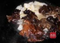 蹄筋烩三鲜的做法图解8