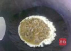 榨菜炒蛋的做法图解5