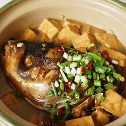 砂锅鱼头豆腐的做法[图]