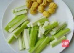 丝瓜烧栗子的做法图解3