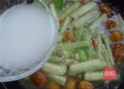 丝瓜烧栗子的做法图解8