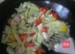 莴笋鸡柳炒彩椒的做法图解4
