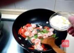 桃仁炒虾球的做法图解11