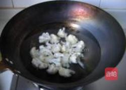 虾仁花菜的做法图解4