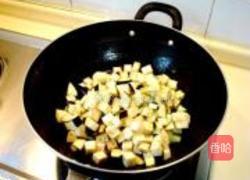 茄子炸酱面的做法图解4