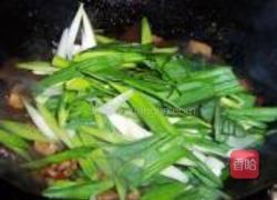 血豆腐肉片炒青蒜的做法图解10