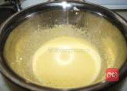 戚风蛋糕的做法图解3