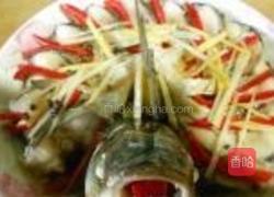 淸蒸草鱼的做法图解9