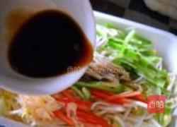 黄豆芽拌辣椒的做法图解4