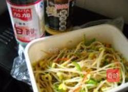 黄豆芽拌辣椒的做法图解8