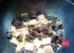 海鲜豆腐包菜的做法图解4