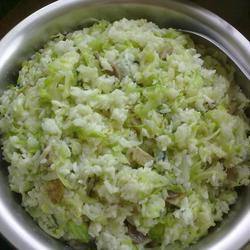 包菜腊肠饭的做法[图]