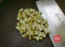 包菜腊肠饭的做法图解2