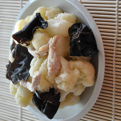 花菜炒肉片的做法[图]