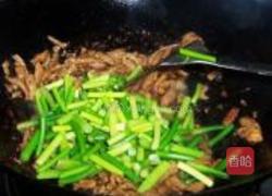 肉丝蒜苗的做法图解6