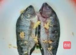 小蕃茄烧罗非鱼的做法图解4