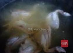 鹌鹑炖盅的做法图解2