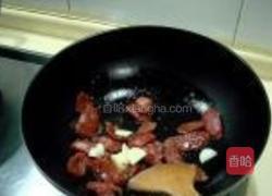 腊肠炒莴笋的做法图解3