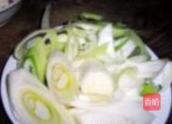 香辣大葱焖豆腐的做法图解2