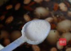 花生黑芝麻煮鹌鹑蛋的做法图解7