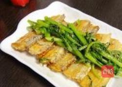 茼蒿炖带鱼的做法图解10