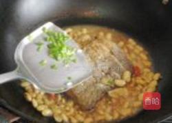 咸鲈鱼烧黄豆的做法图解7