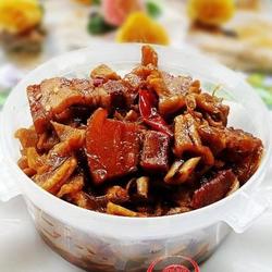 萝卜干烧肉的做法[图]