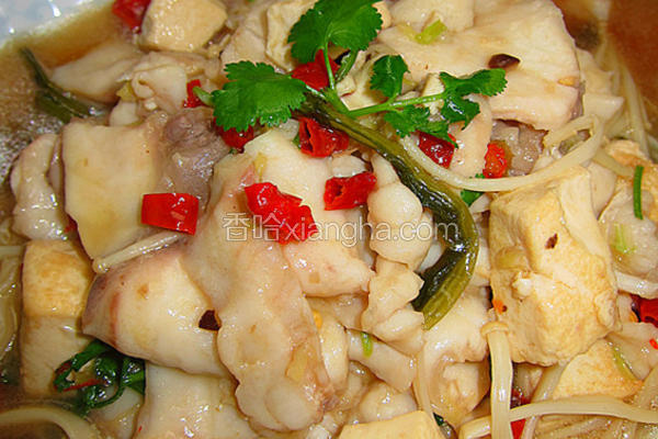 豆腐金针菇焖鱼片