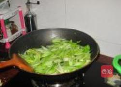 黑椒牛肉炒芹菜的做法图解7