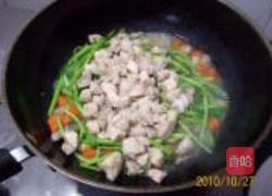 绿芥蓝蘑菇鸡丁的做法图解18