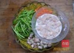 绿芥蓝蘑菇鸡丁的做法图解6