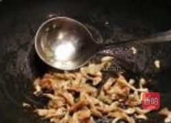 榨菜炒鸡丝的做法图解3