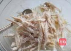 白菜鸡丝的做法图解2