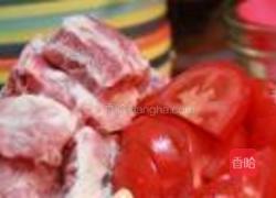 西红柿盖排骨的做法图解2