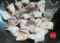 酸辣鱼三鲜的做法图解5