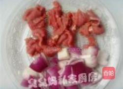 泡椒牛柳的做法图解2