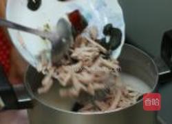港式皮蛋瘦肉粥的做法图解15