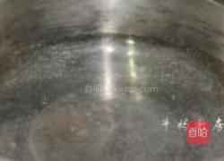 金菇沙拉的做法图解2