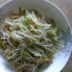 青椒豆芽菜的做法[图]