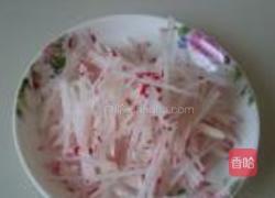 小葱拌萝卜的做法图解2